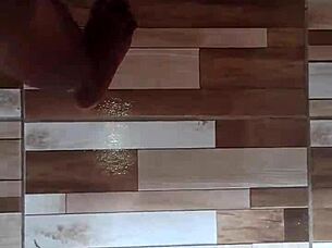 preta do cu guloso enjoys blowbang and anal