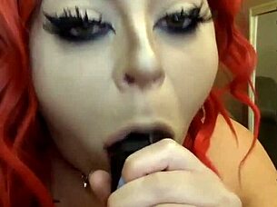 Lexi red deepthroat queen