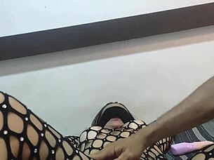 vivi tired, i sucked her as good husband