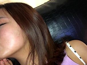 Maachan chats about her homemade blowjob and creampie in love hotel