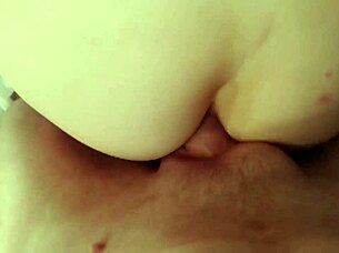 girl rides on first date