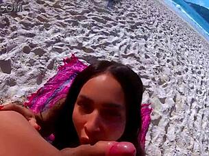 Kinky Guy Pussy Licking His Lady and She Takes Orgasm Convulsions