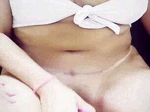 I presented my tasty ass and accidentally squirted on the diner