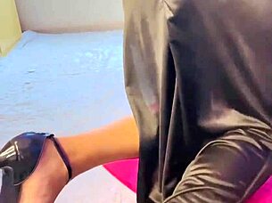 Virtual sex with twerking pussy POV