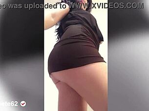 madrastra culona going shopping without panties because she's excited by her fans' cocks