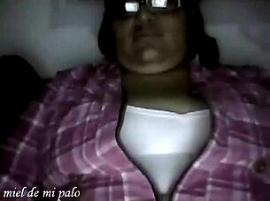 Mi Amiga Itz - Webcam Show with Provocative Teasing