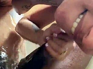 strawberry lulu passionately blows druffbandit's big cock in tub