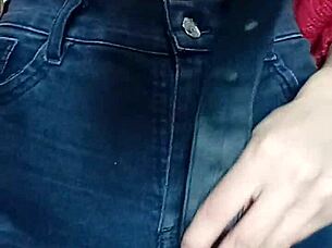 playing with a belt on my pussy 😏