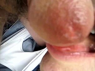 I'm giving a blowjob outdoors and the guy cums in my mouth 😏