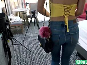 i'm aria valencia from laguna, loving to suck big cocks, ride in cowgirl, and get cumshots.