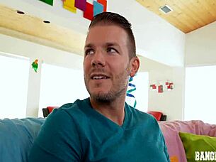 Sexy Teen Riley Star Has Crush On Stepbro In Hardcore Doggystyle