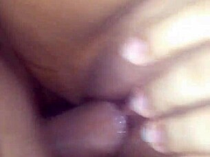 first video on xvideos, he wakes me and cums inside 😍