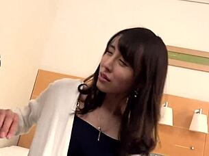 girl with small tits gets assfucked in anal sex