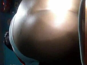 Stick My Finger In, Mom's On The Other Side!