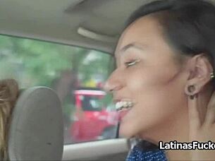 Cute latina amateur on a fuck casting 😍