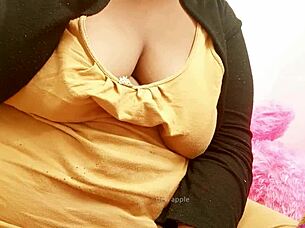 Sexy Bhutan Bahbhi Shows Off Her Big Boobs And Tits