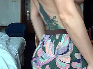 Camilla Moon's solo session with toys