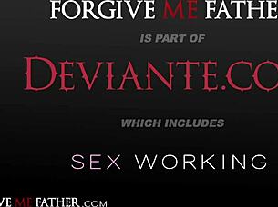 Татуирана едрогърда и дребна латиноамериканка се ебат здраво от Kevin White