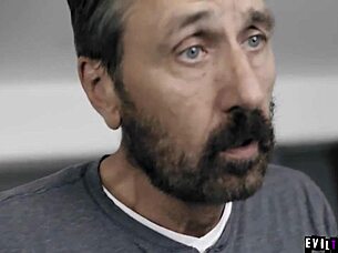 เจอพี่สาวเลี้ยงเสียวตอนปาร์ตี้และสุดท้ายเย็ดเธอตอนที่ 2