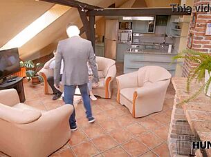 Cameraman di Hunt4k scopa moglie di un altro per soldi