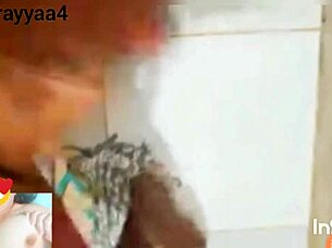 Dotato che gode nella videochiamata con Sorayyaa - guarda completo su xvideos red