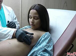 绝望病人求医生帮忙解决奶子问题