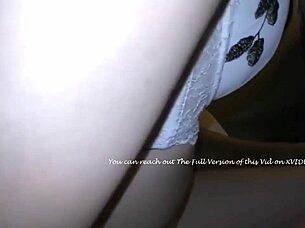 Necenzurované špinavé kurvy z Tokia cucú a šúchajú v chlpatom japonskom hentai.