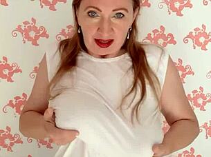 Mariaold trese ogromne poskakujuće sise