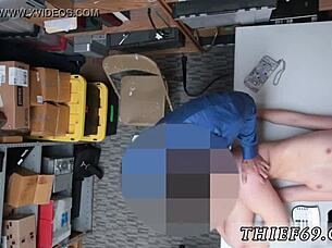 Prostituta bionda teen 18+ sola in webcam hd per la prima volta