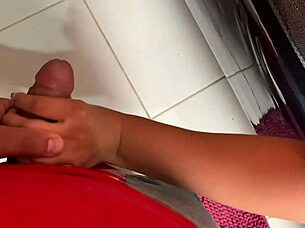 La Mia Sorellastra Resta nella Mia Stanza e Le Do il Su Latte Tiepido per Dormire Bene