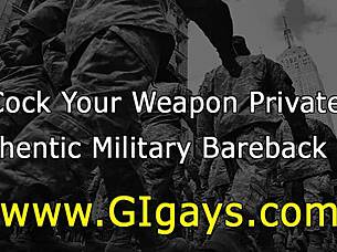 Hei, haluatko nähdä meidät kolme armeijan kundiä imemässä ja nussimassa kovaa? Liity raakaan gay trioon intensiiviseen toimintaan!