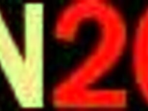 Chuda laska bierze podwójną penetrację w ciasne dziury