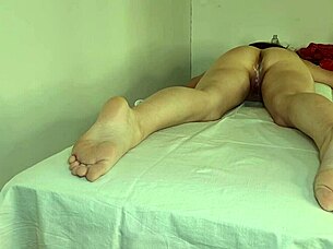 hey, let the masseuse touch me everywhere without limits! 😳