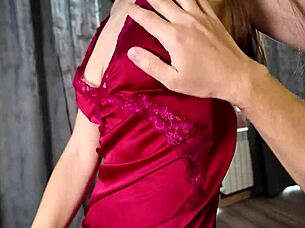 심심한 밀프가 의붓아들과 섹스 콘돔 찢어