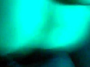 aku dengan pelacur latina gemuk yang masih tak pandai hisap batang, jadi aku pancut atas tetek besarnya