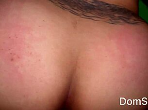 Vijetnamska devojka s velikom guzom se jebe jako u više pozicija i uživa