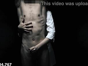 Horror porn waar BDSM spookverpleegster patiënt pijpt in ziekenhuis.