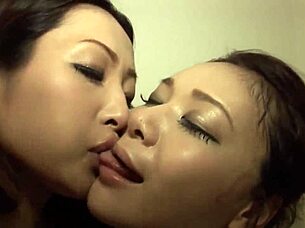 Belo Kiss, salopes lesbiennes deviennent folles et cochonnes