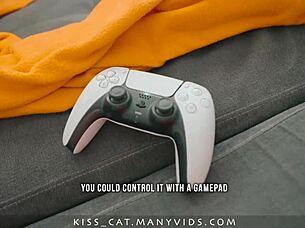 Mačeha se obnaša kot jebačka za pastorka, ki jo zamrzne za grobo obrazno jebanje in končanje v usta.