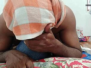 Saya Kongkek Isteri Kawan Di Rumah Tetamu